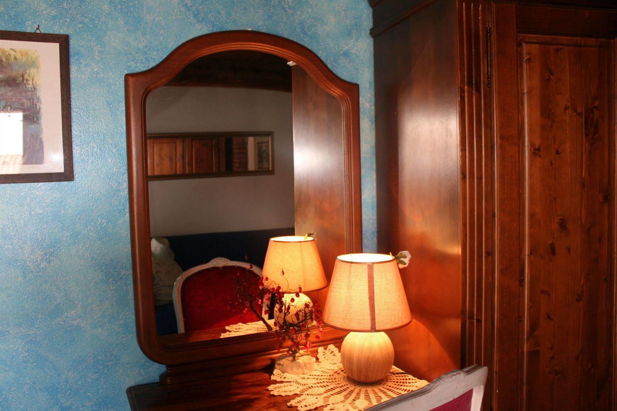 La Cascina Di Alice Bed & Breakfast Castiglione Delle Stiviere Exterior photo